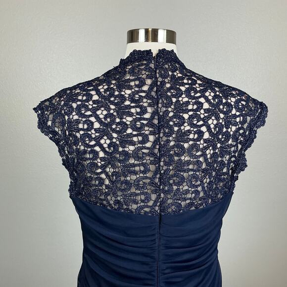 XSCAPE Chiffon Lace Trim Collar Short Sleeve Evening Gown Blue Size 14P Dress - Picture 8 of 12